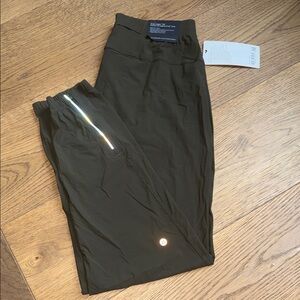 NWT Lululemon Men's Surge Jogger *Tall